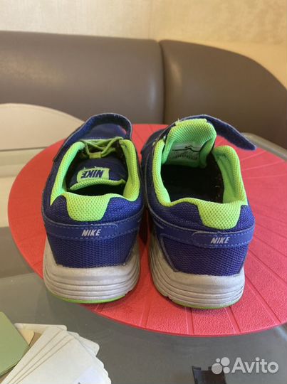 Кроссовки nike