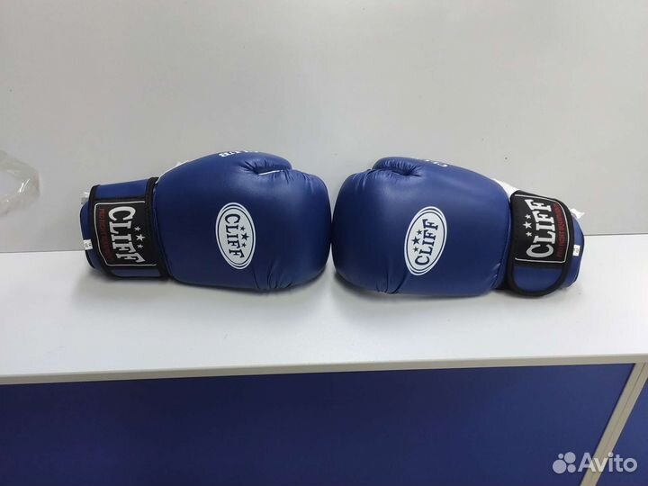 Боксерские перчатки 14 oz
