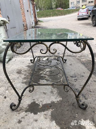 Кованый столик