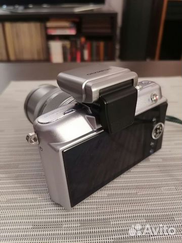 Фотоаппарат Olympus Pen E-PM1 +EZM1442iirs объявление продам