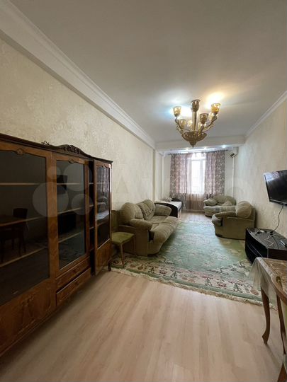 2-к. квартира, 75 м², 3/10 эт.