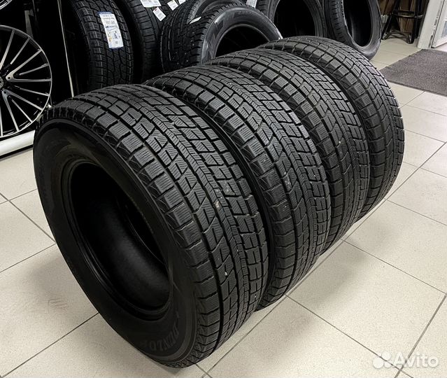 Dunlop Winter Maxx SJ8 265/65 R17 112Q