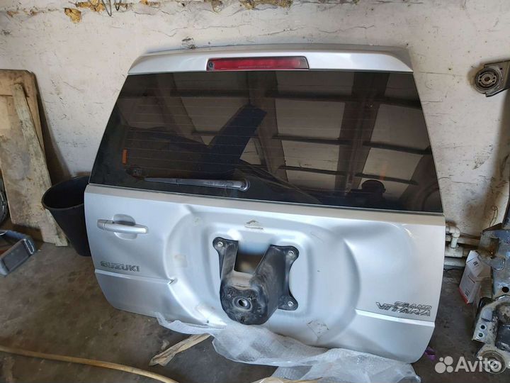Дверь багажника Сузуки Гранд Витара 2008