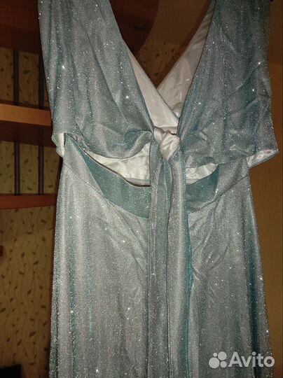 Нарядное платье