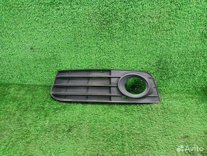 Рамка противотуманной фары левая VAG Audi A4 B8 8K