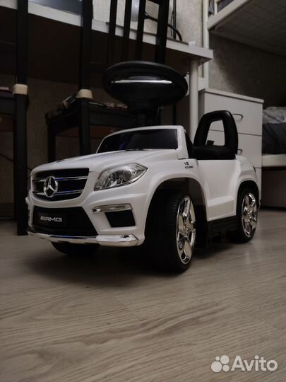 Машинка-каталка Mercedes-Benz GL 63 AMG