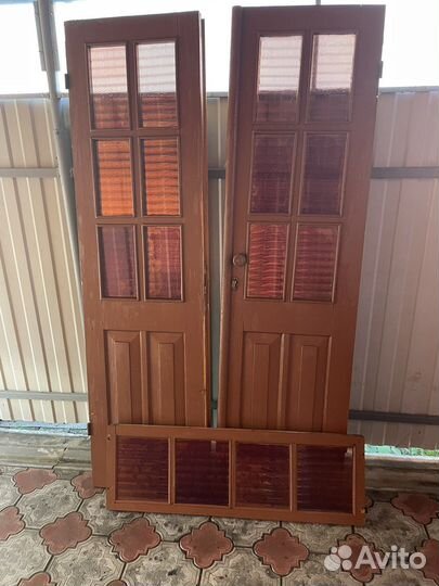 Дверь с фрамугой