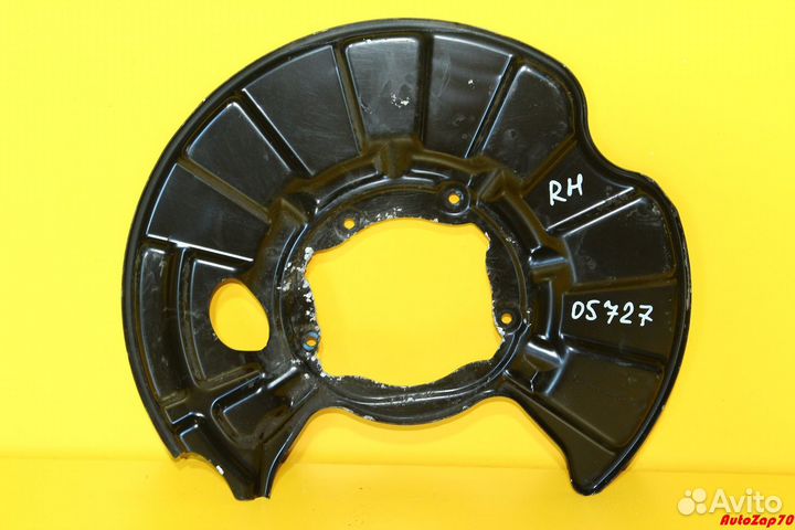 S500 W222 Пыльник заднего тормозного диска правый