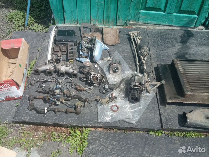 Продам запчасти на toyota crown 131 кузов