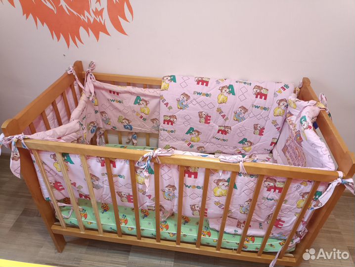 Детская кровать c бортиками