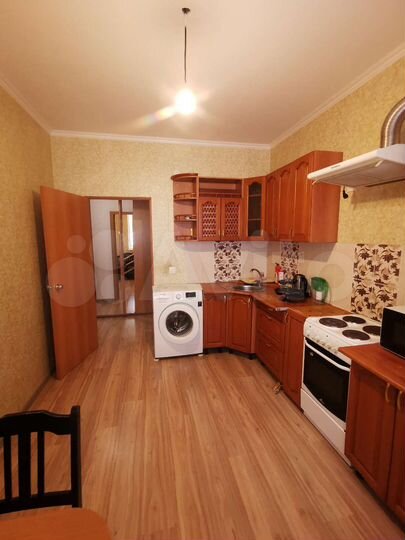 2-к. квартира, 53 м², 3/3 эт.