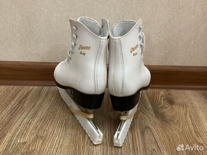 Коньки детские Graf Davos Gold размер 30