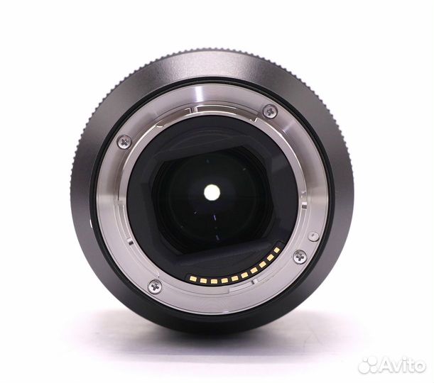 Sony FE 50mm f/1.4 GM в упаковке