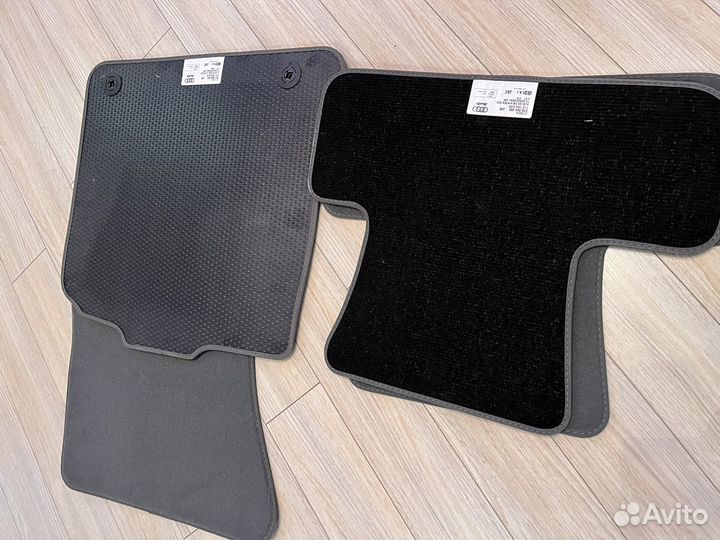 Продам коврики в салон Ауди