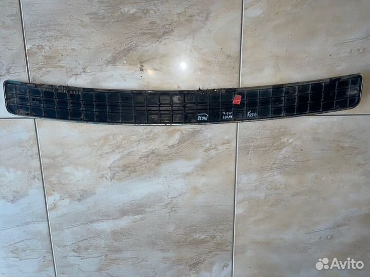 Накладка бампера задняя Mercedes W 164 Ml Class