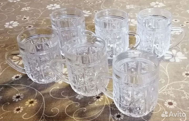 Хрустальные чашки