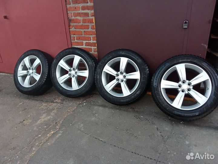 Колеса R19 Land Rover Velar зима