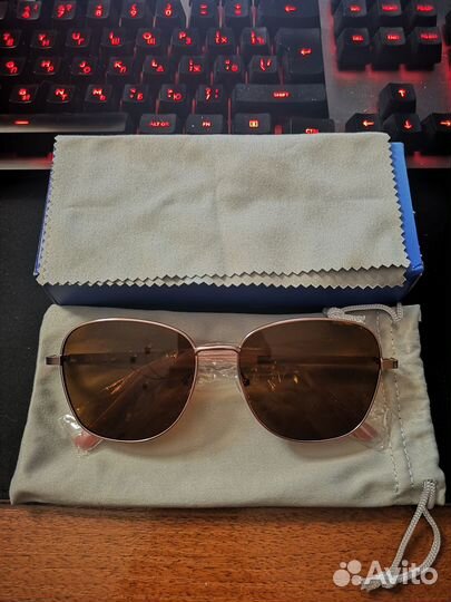 Очки солнцезащитные женские amov