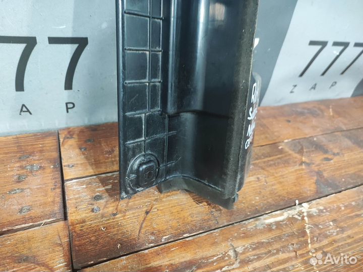 Дефлектор радиатора левый Hyundai Solaris 2 (HCR)