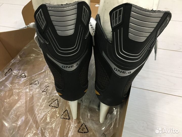 Коньки Bauer Supreme ONE.4 Sr