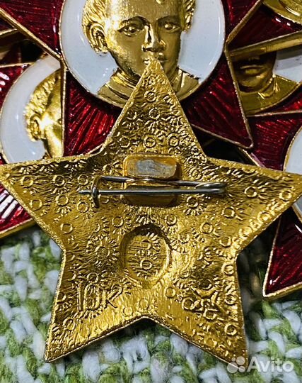 Значок октябренка новый (лотом 100 штук)