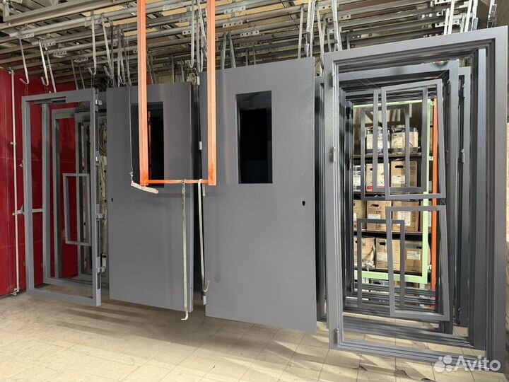 Дверь металлическая противопожарная/техническая