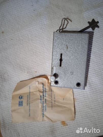 Замок накладной сувальдный