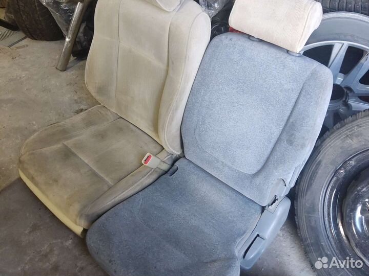 Сиденья на микроавтобусы и легковые автомобили