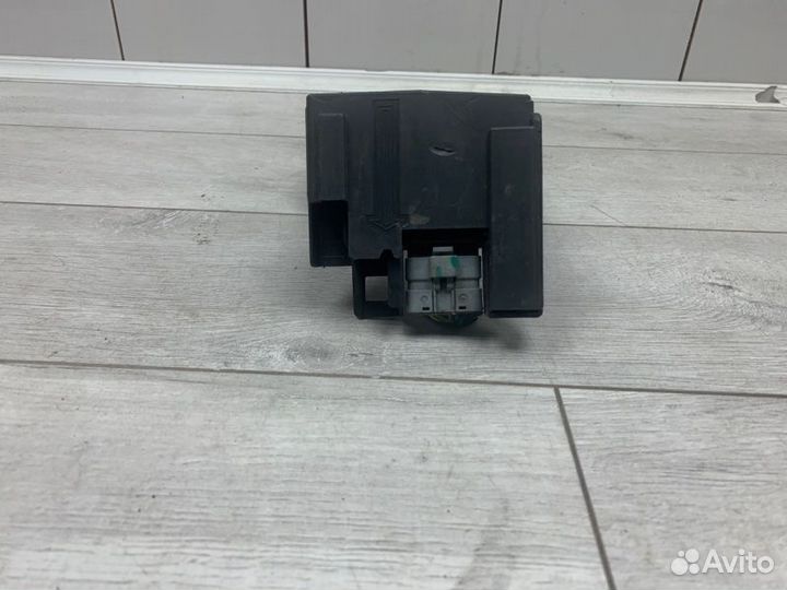 Другие эбу моторного отсека Peugeot 3008 хэтчбек