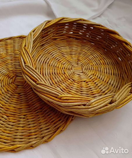 Сухарница плетёная из лозы