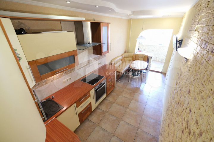 2-к. квартира, 61,8 м², 4/14 эт.