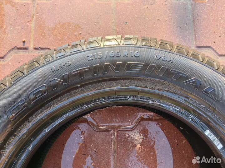 Continental CrossContact LX 215/65 R16 98H