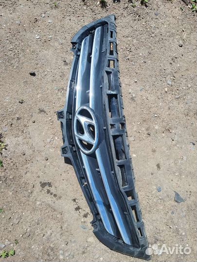 Решетка радиатора Hyundai Solaris 1 2014-2017