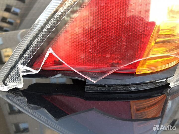 Фара задняя левая в крыло