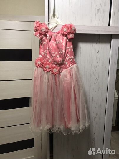 Платье на девочку