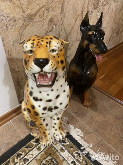 Статуэтка (ростовые фигуры) леопарда и собаки
