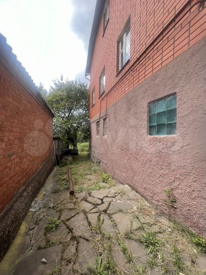 Дом 247 м² на участке 6 сот.