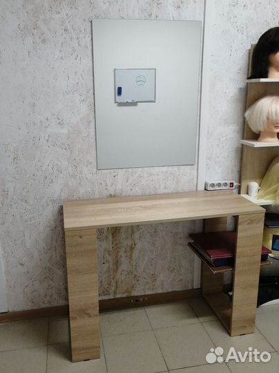 Зеркало настенное в бу