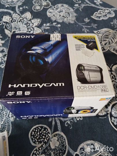 Видеокамера Sony handycam dsr DVD 108E