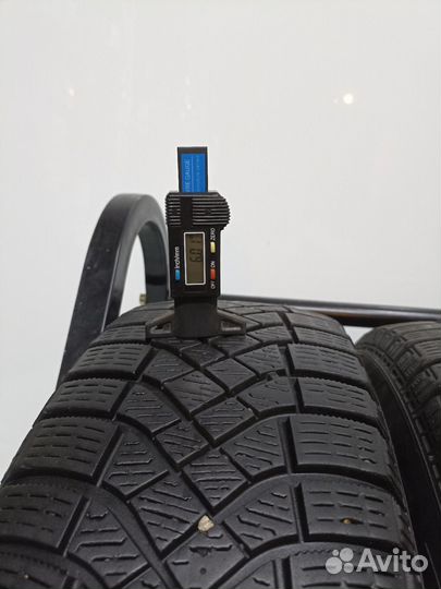 Pirelli Ice Zero FR 195/65 R15