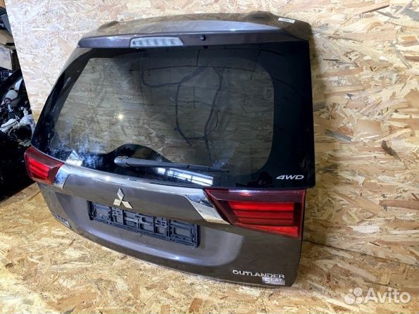 Дверь багажника Mitsubishi Outlander 3