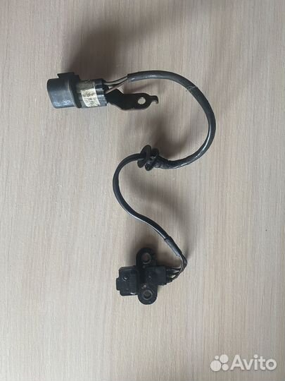 Датчик коленвала lancer 9