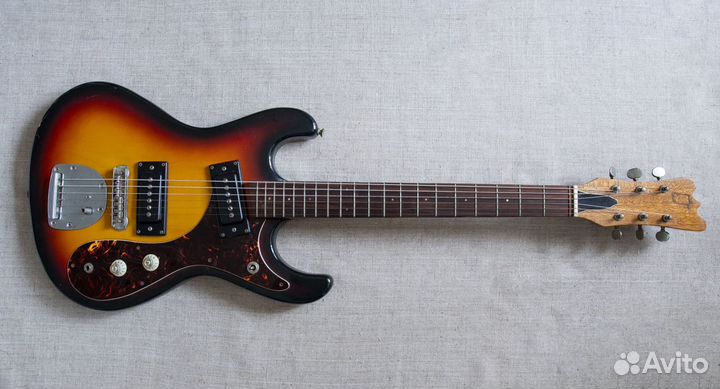 Guyatone LG127T Mosrite Univox, Japan, 1970е
