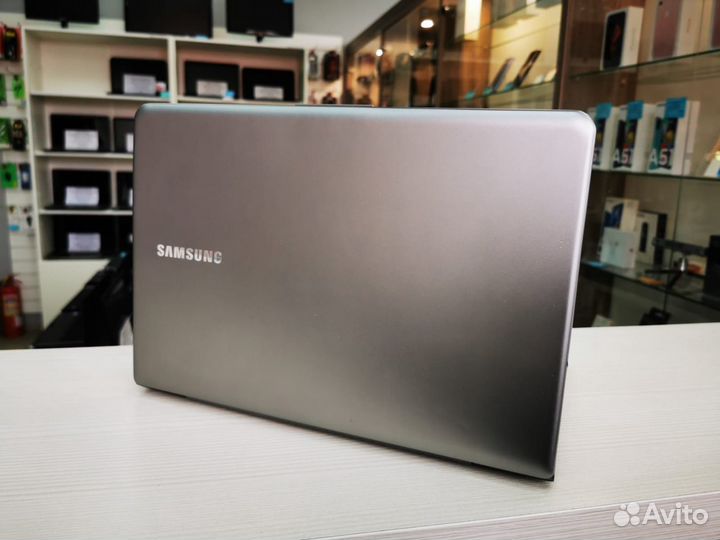 Быстрый ультрабук Samsung core i5 4gb ssd