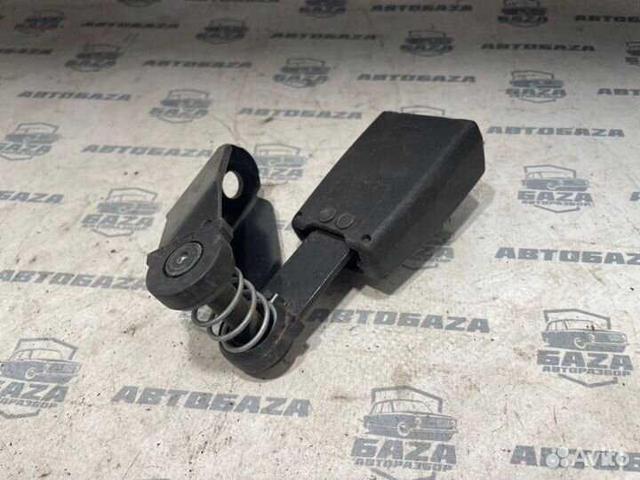 Замок ремня безопасности задний правый Bmw