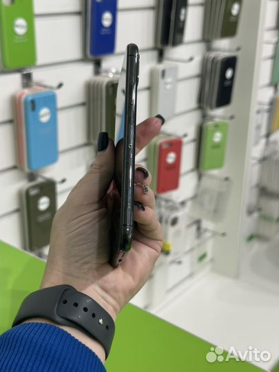 iPhone X, 64 ГБ