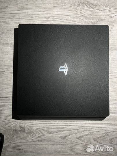 Sony PS4 pro 1tb