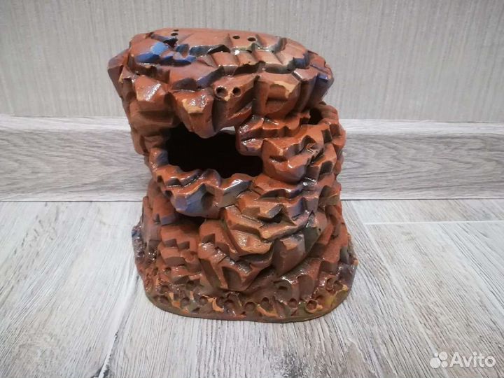 Грот для аквариума