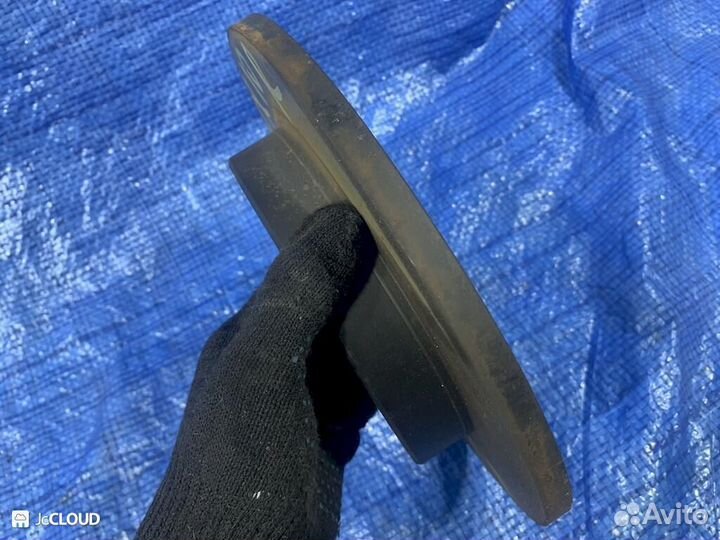 Тормозной диск на toyota C-HR ZYX10 2zrfxe