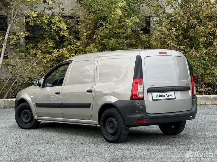 LADA Largus 1.6 МТ, 2013, 183 939 км